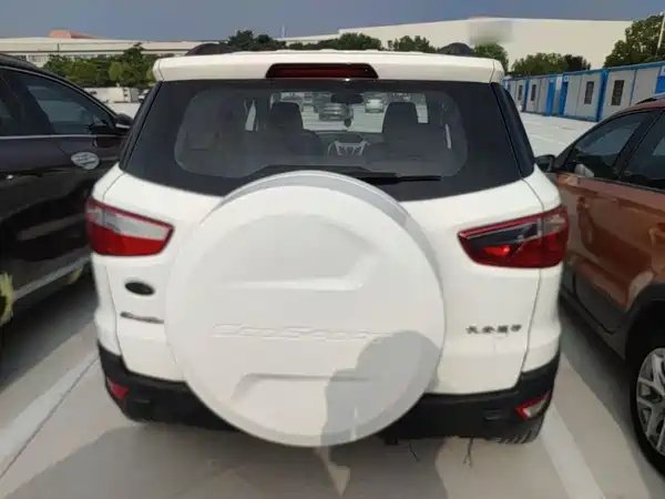 Ford EcoSport 2015
