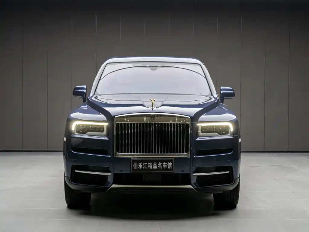Rolls-Royce Cullinan 2022 — фото 3