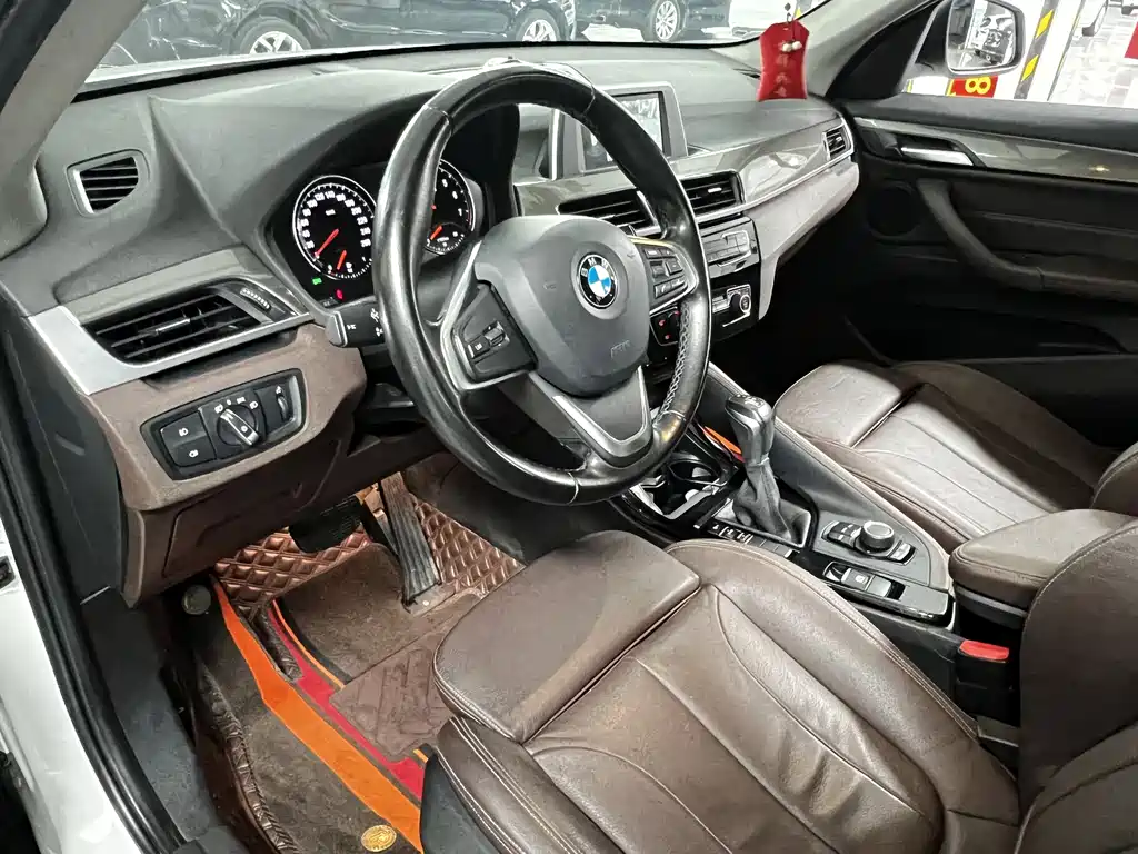 BMW X1 2018 — фото 10
