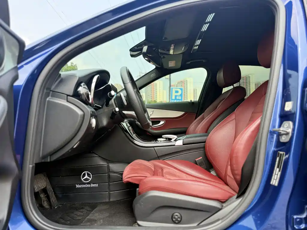 Mercedes-Benz C-Class 2018 — фото 11