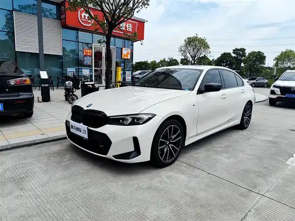 BMW 3 Series 2024