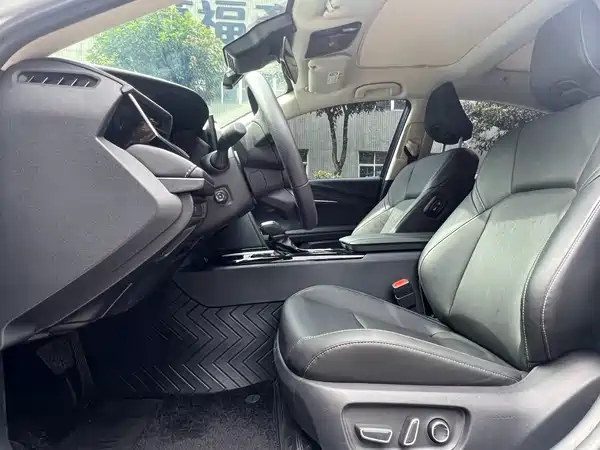 Toyota Camry 2024
