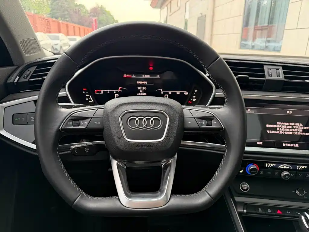 Audi Q3 2022 — фото 8