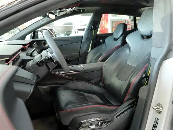 Lotus ELETRE 2023