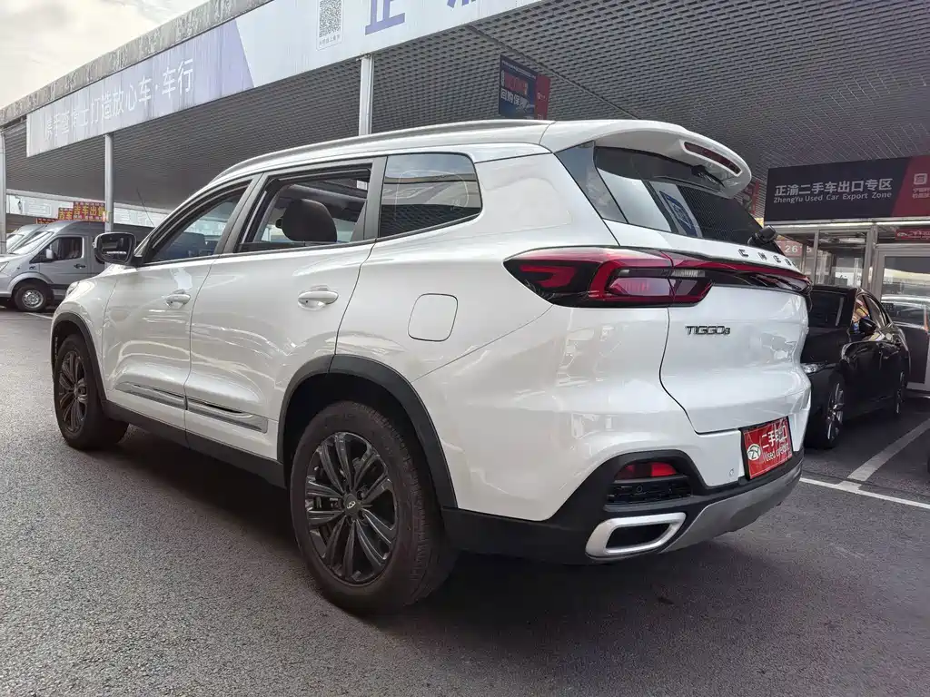 Chery Tiggo 8 2023 — фото 18