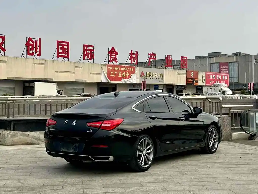 Hongqi H5 2018 — фото 8