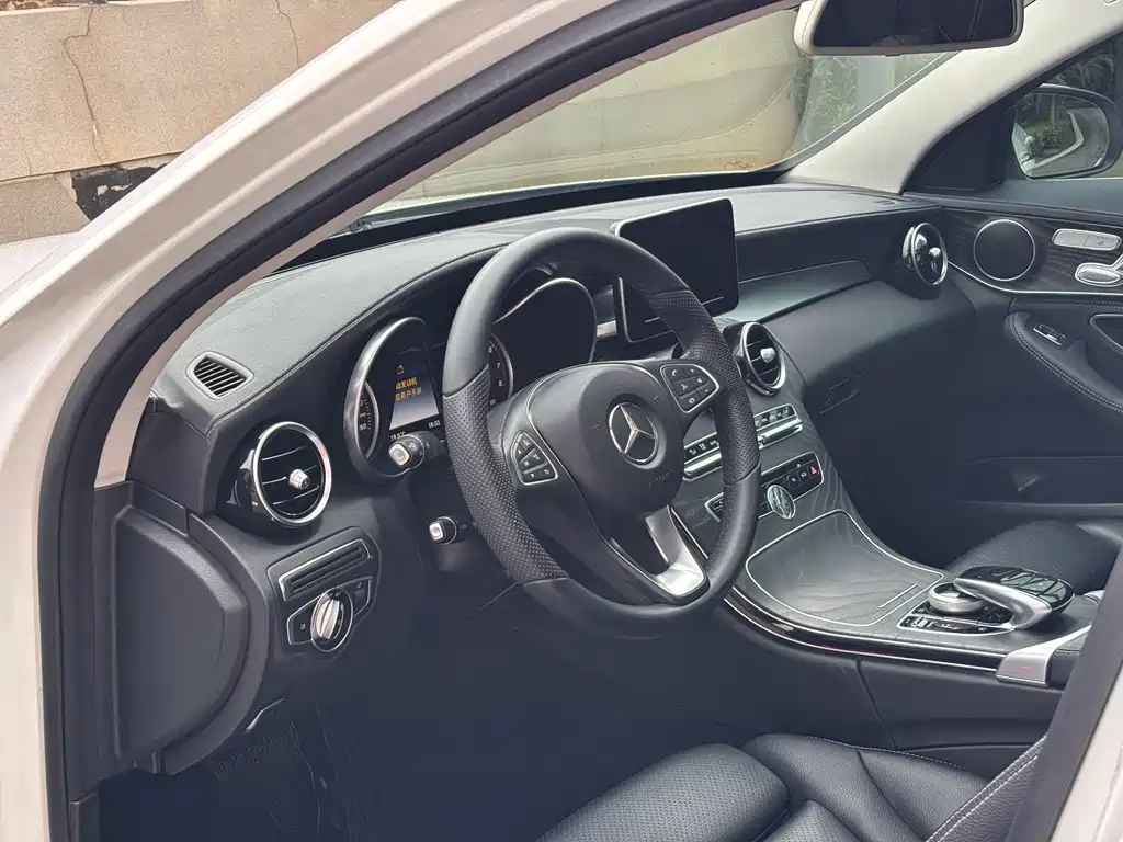 Mercedes-Benz C-Class 2016 — фото 10