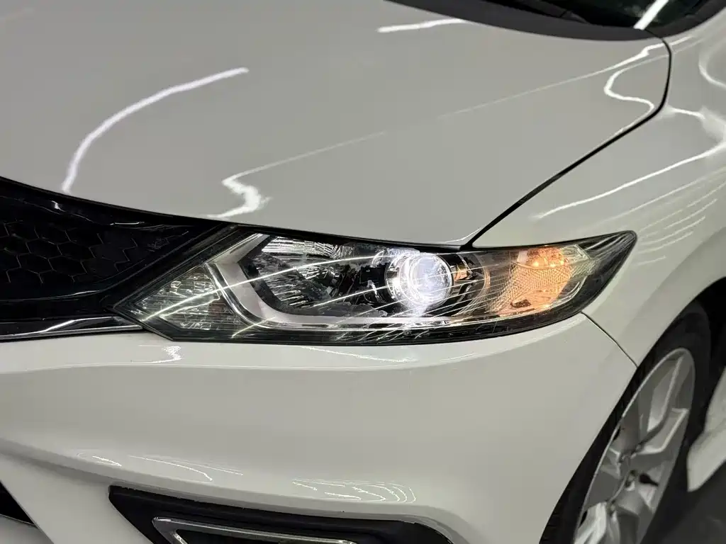 Honda Jade 2015 — фото 7