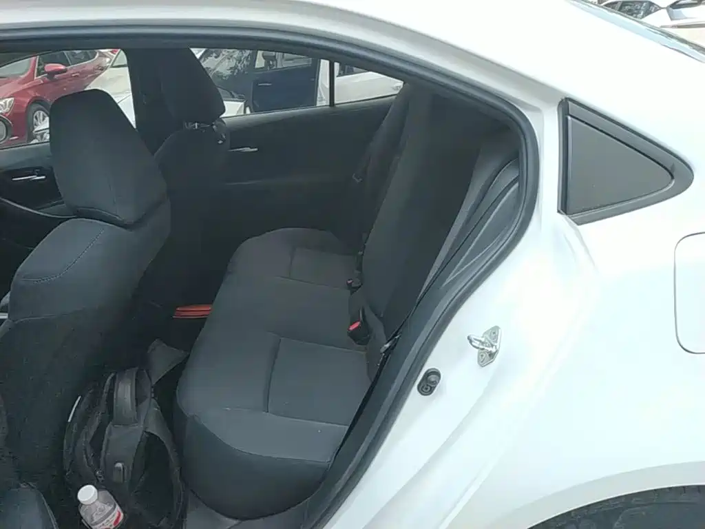 Toyota Corolla 2021 — фото 17