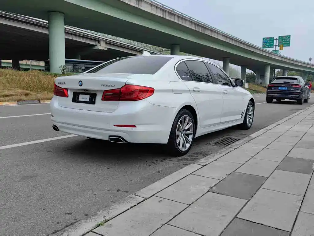 BMW 5 Series 2018