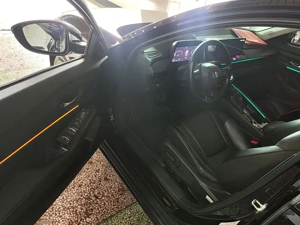 Honda Accord 2023 — фото 16