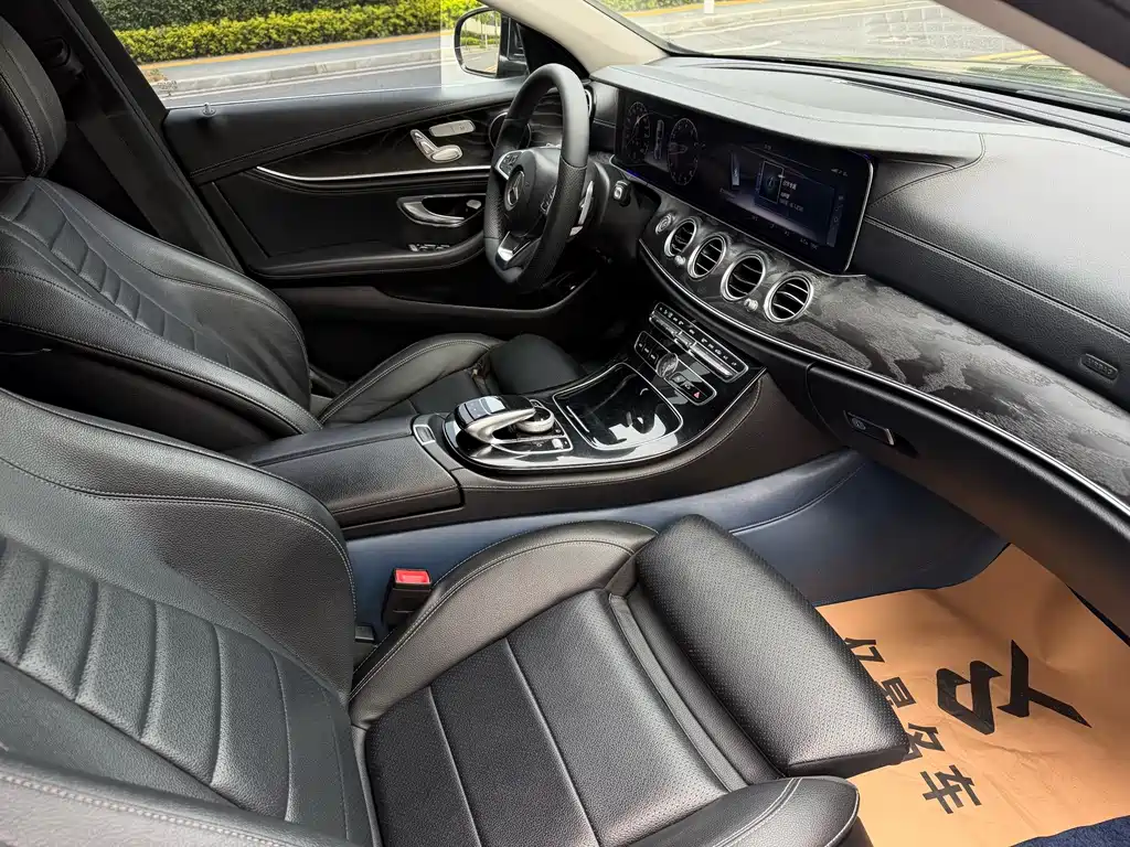 Mercedes-Benz E-Class 2017 — фото 8