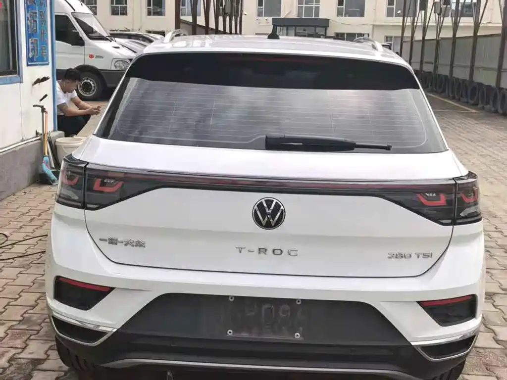Volkswagen T-Roc 2023