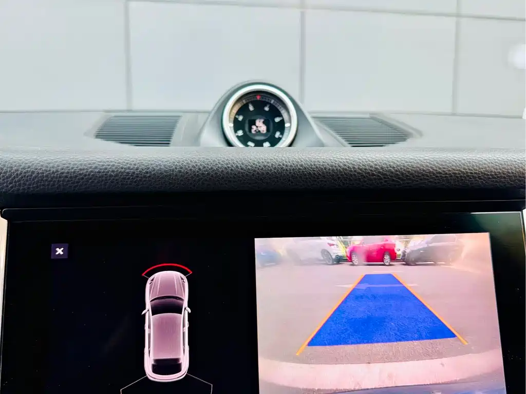 Porsche Macan 2019 — фото 6