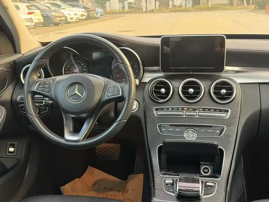 Mercedes-Benz C-Class 2015 — фото 21