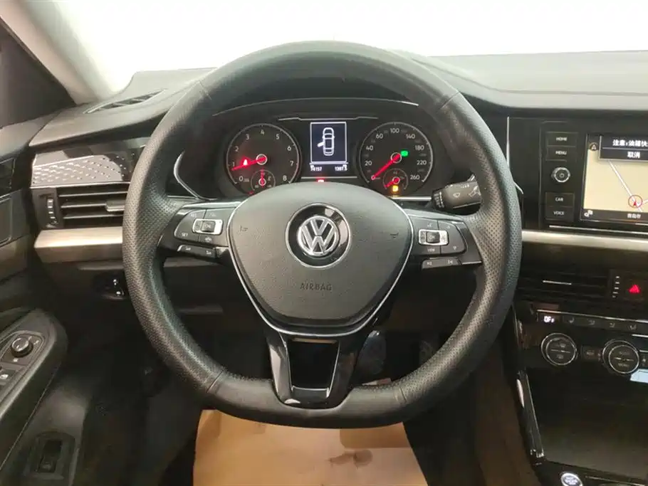 Volkswagen Passat 2020 — фото 15