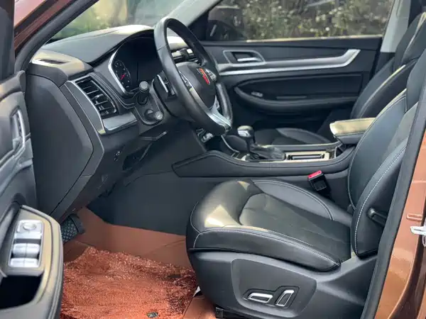 Roewe RX8 2019
