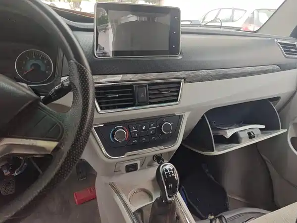 Jinbei New Hiace S 2022
