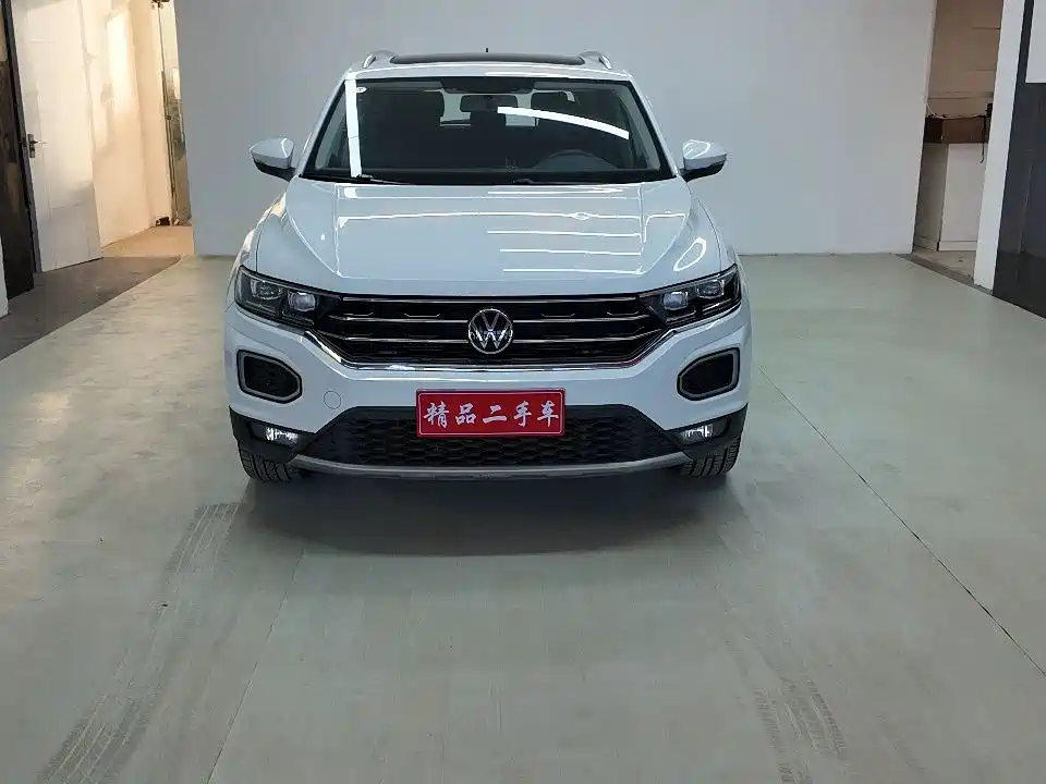 Volkswagen T-Roc 2023 — фото 3