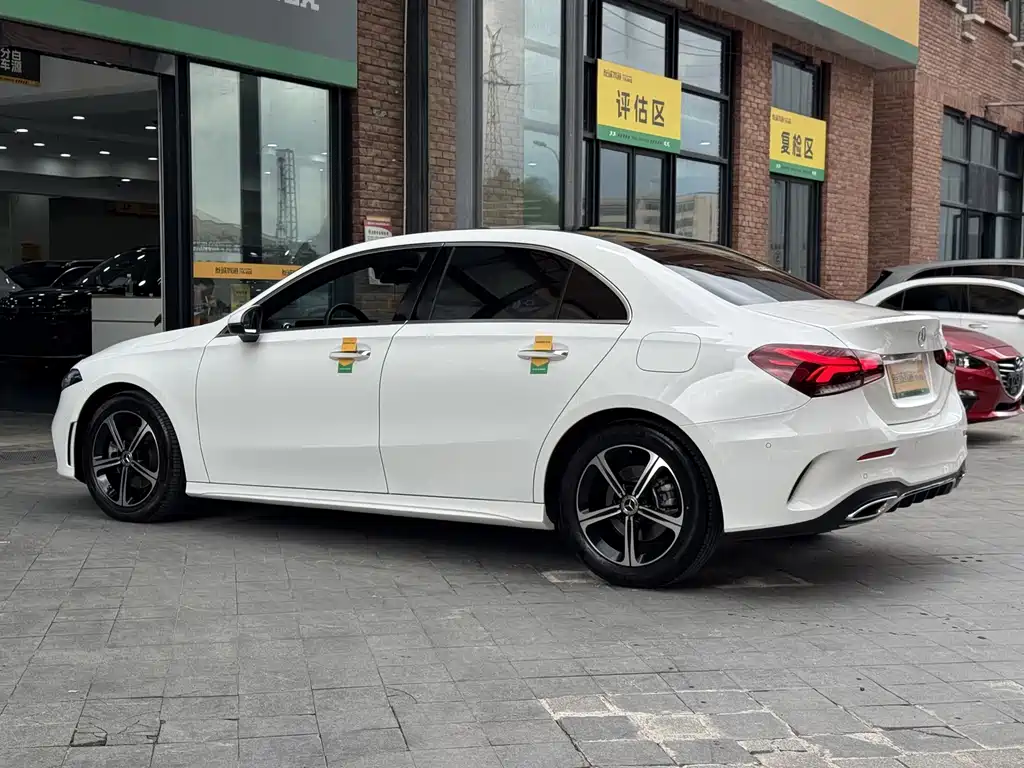 Mercedes-Benz A-Class 2022