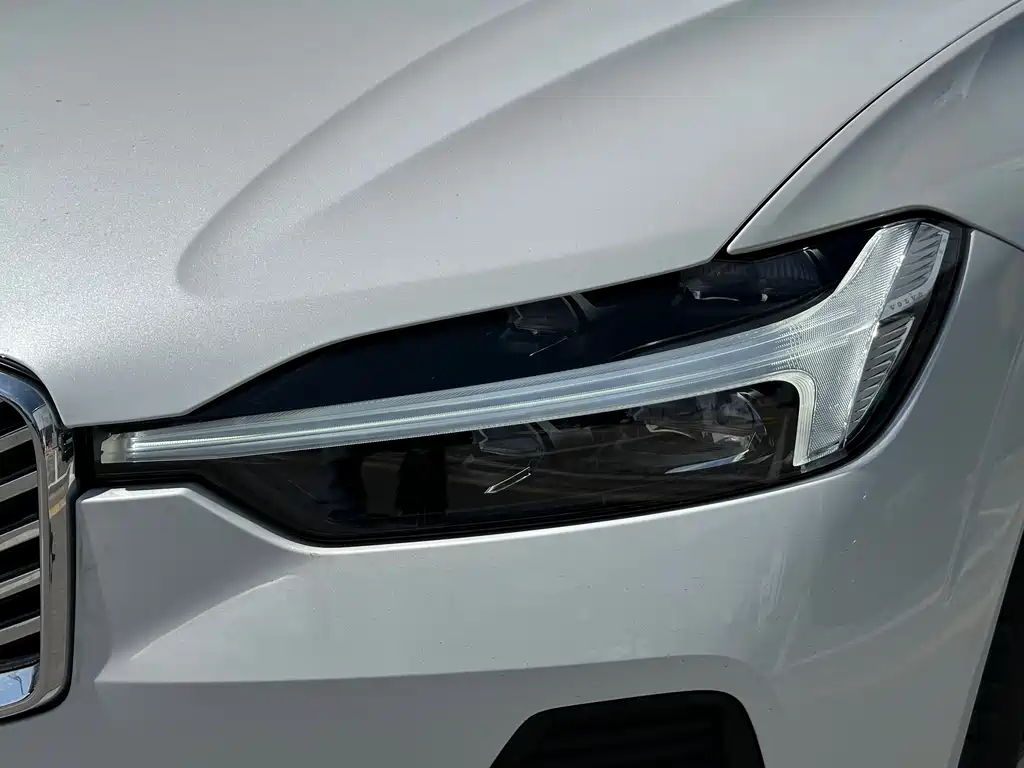 Volvo XC60 2026 — фото 15