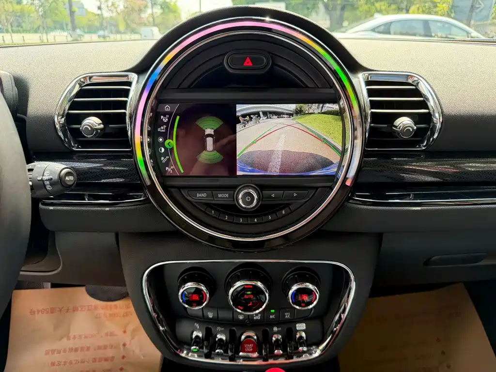 MINI Clubman 2020 — фото 10