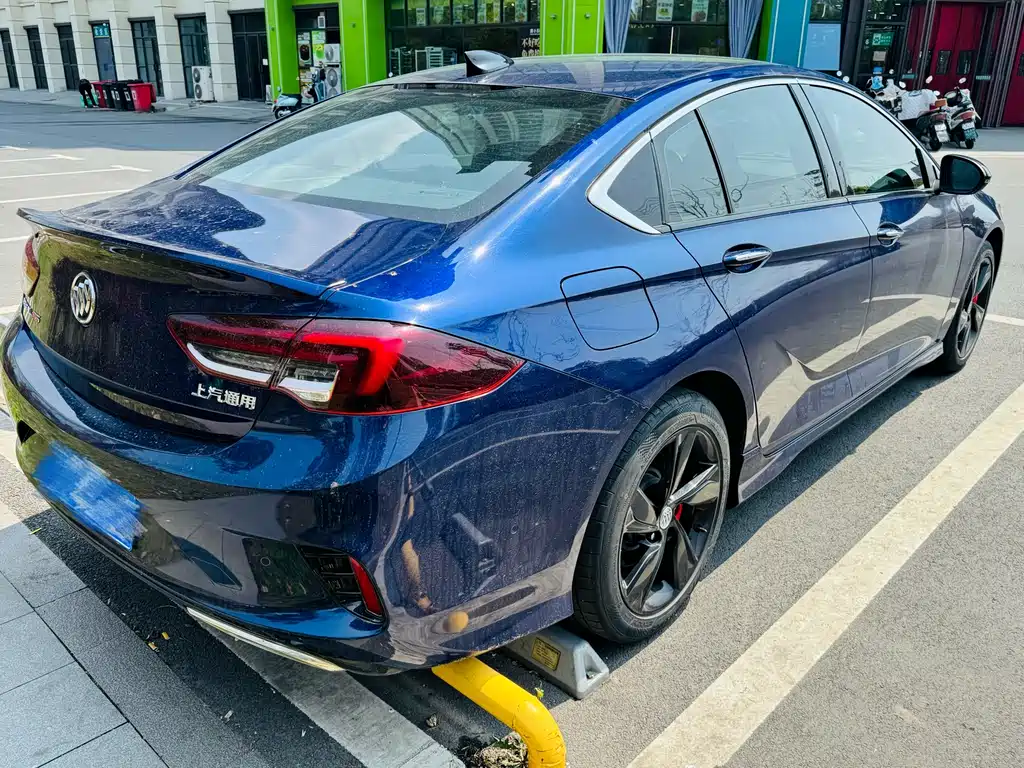 Buick Regal 2020 — фото 12
