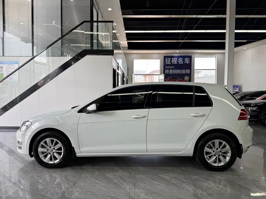 Volkswagen Golf 2016