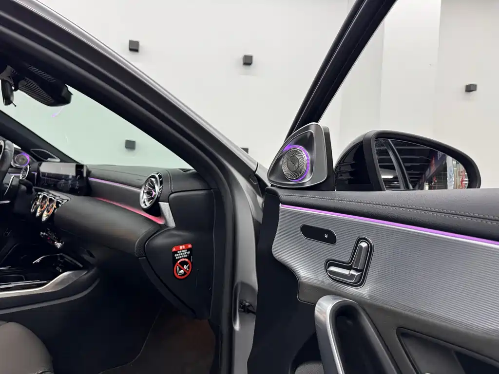 Mercedes-Benz A-Class AMG 2021 — фото 12