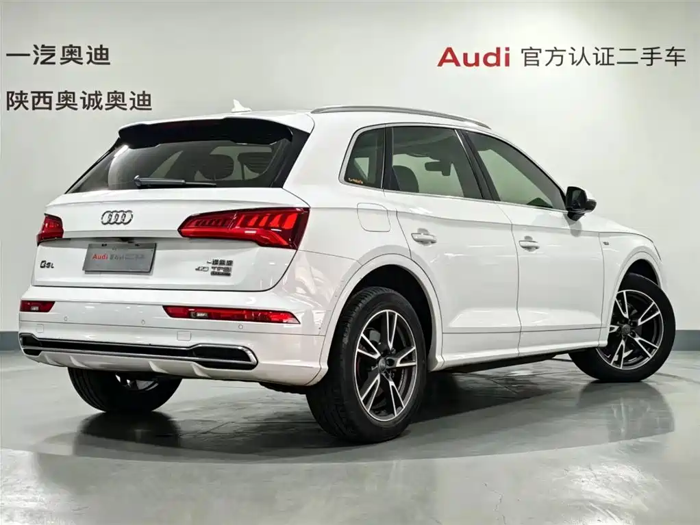 Audi Q5L 2020 — фото 4