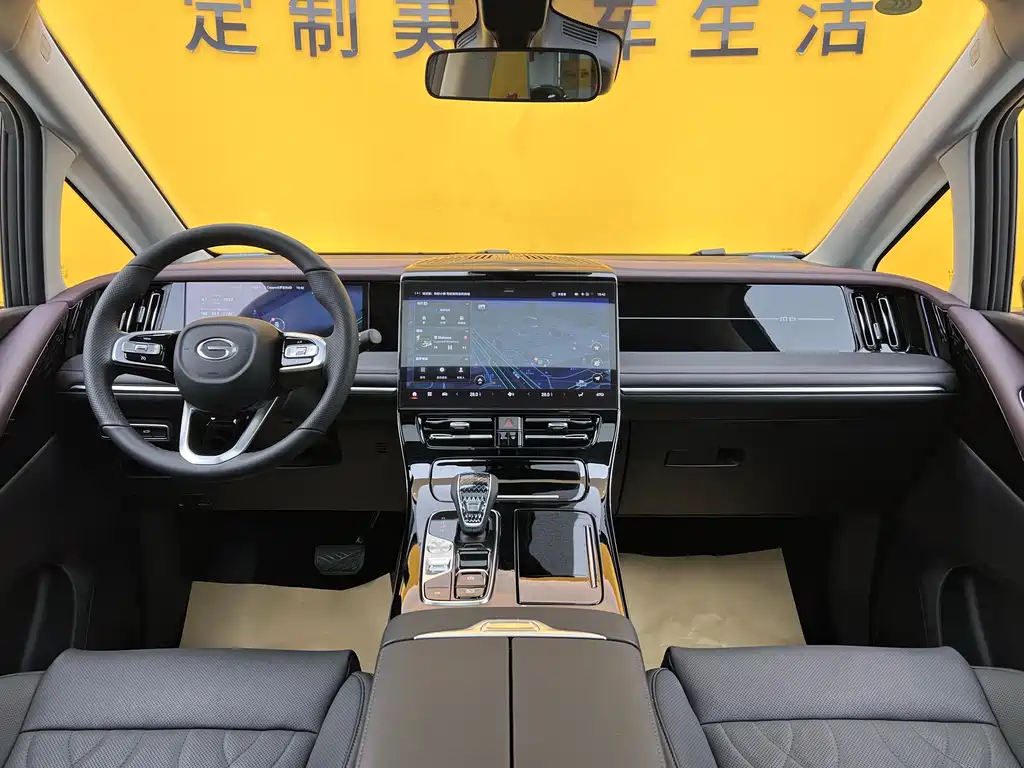 GAC Motor Trumpchi M8 2026 — фото 14