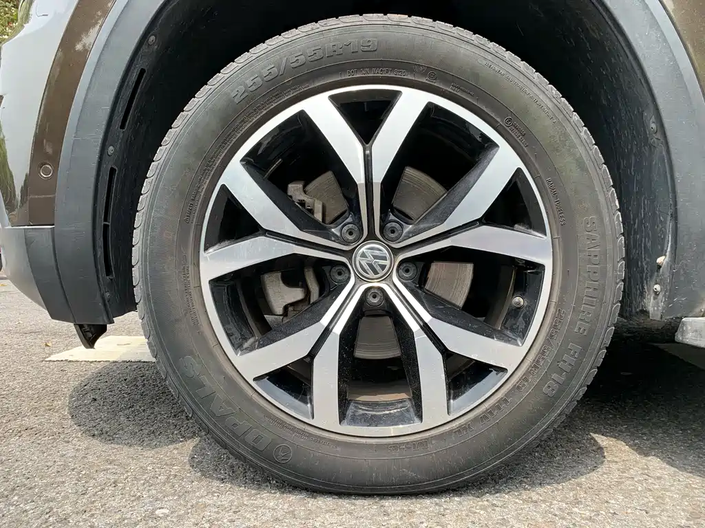 Volkswagen Teramont 2017 — фото 9