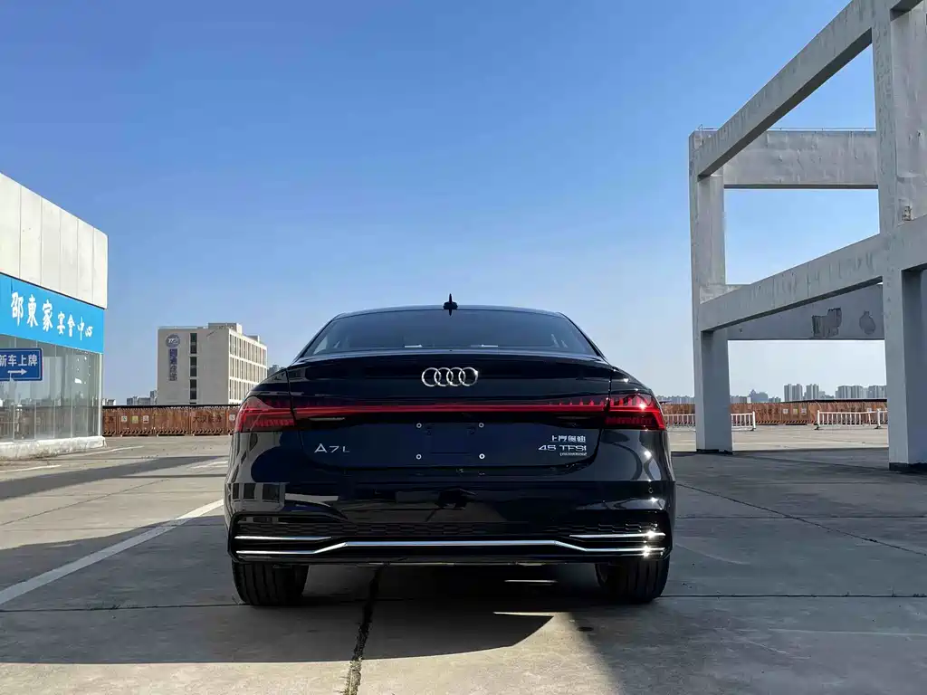 Audi A7L 2026 — фото 11