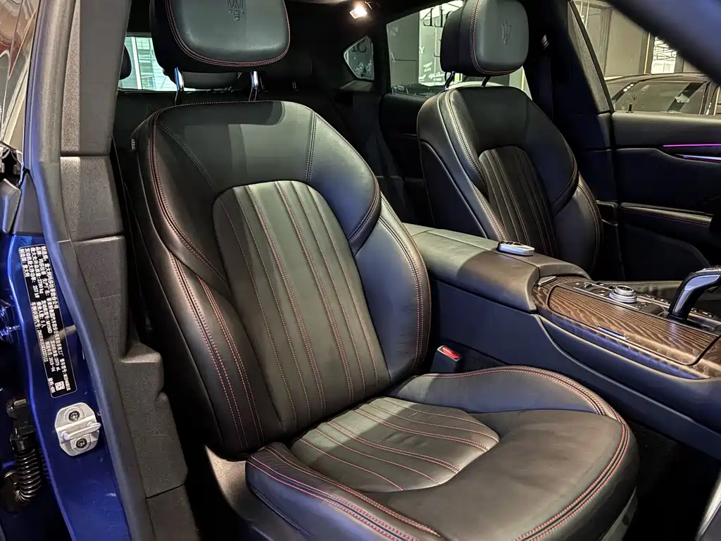 Maserati Levante 2021 — фото 12