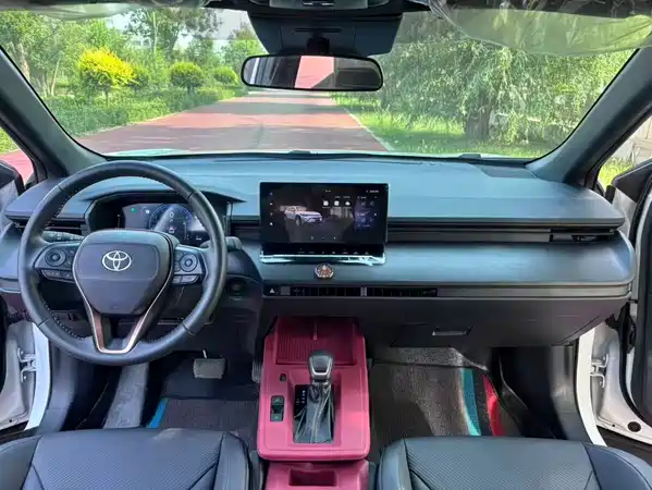 Toyota Frontlander 2026