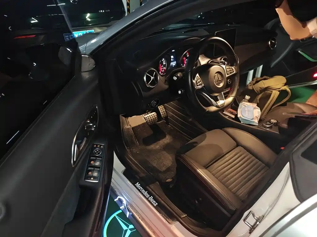 Mercedes-Benz CLA 2018 — фото 13