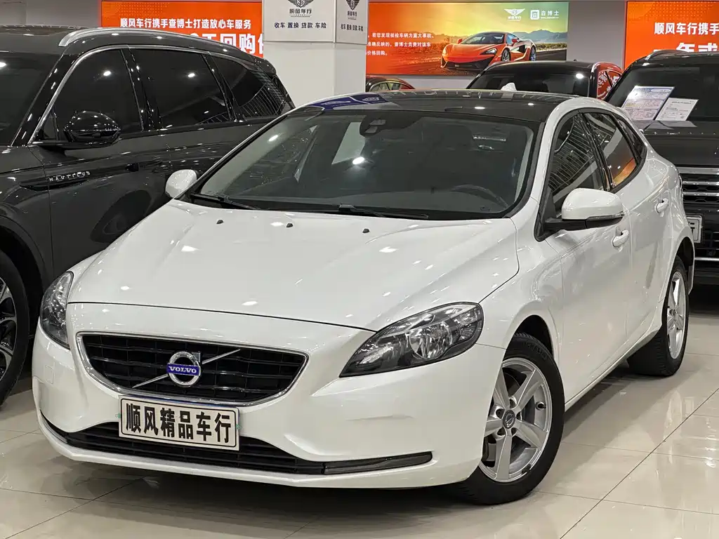 Volvo V40 2016