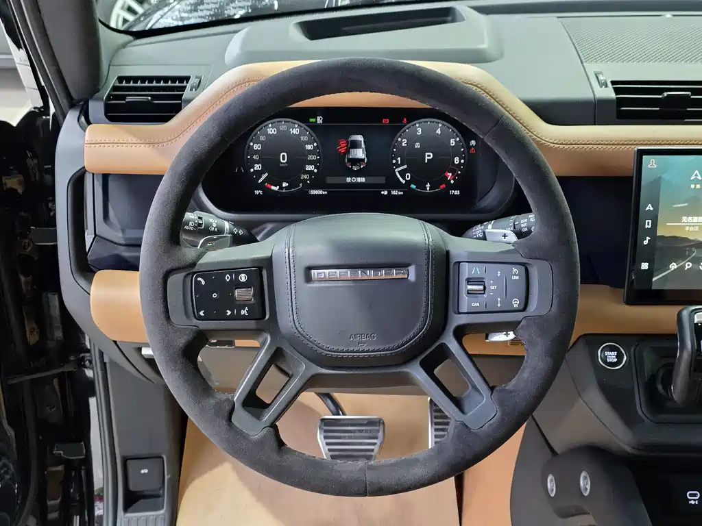 Land Rover Defender 2024 — фото 15