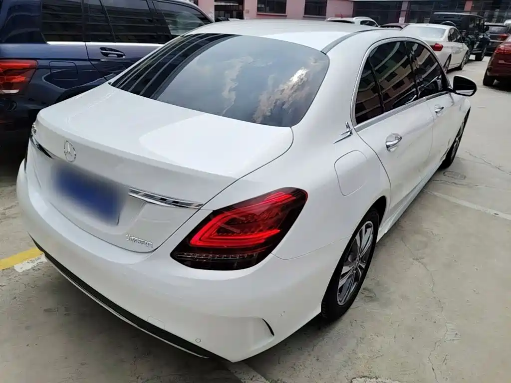 Mercedes-Benz C-Class 2020