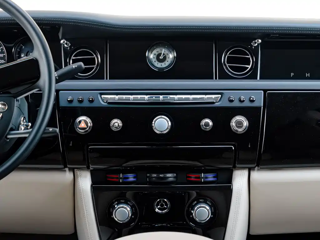 Rolls-Royce Phantom 2013 — фото 20