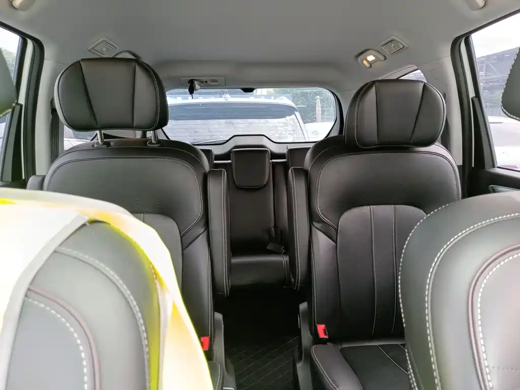 GAC Motor Trumpchi M6 2023 — фото 13
