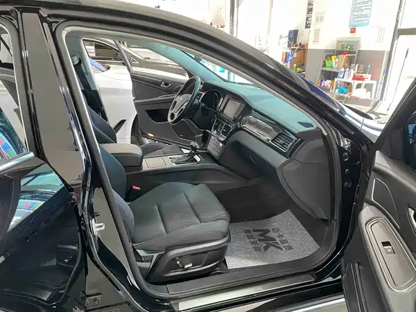 Hongqi H7 2020