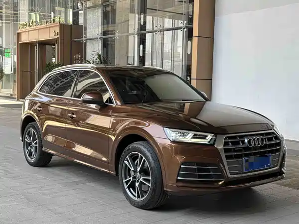 Audi Q5L 2019