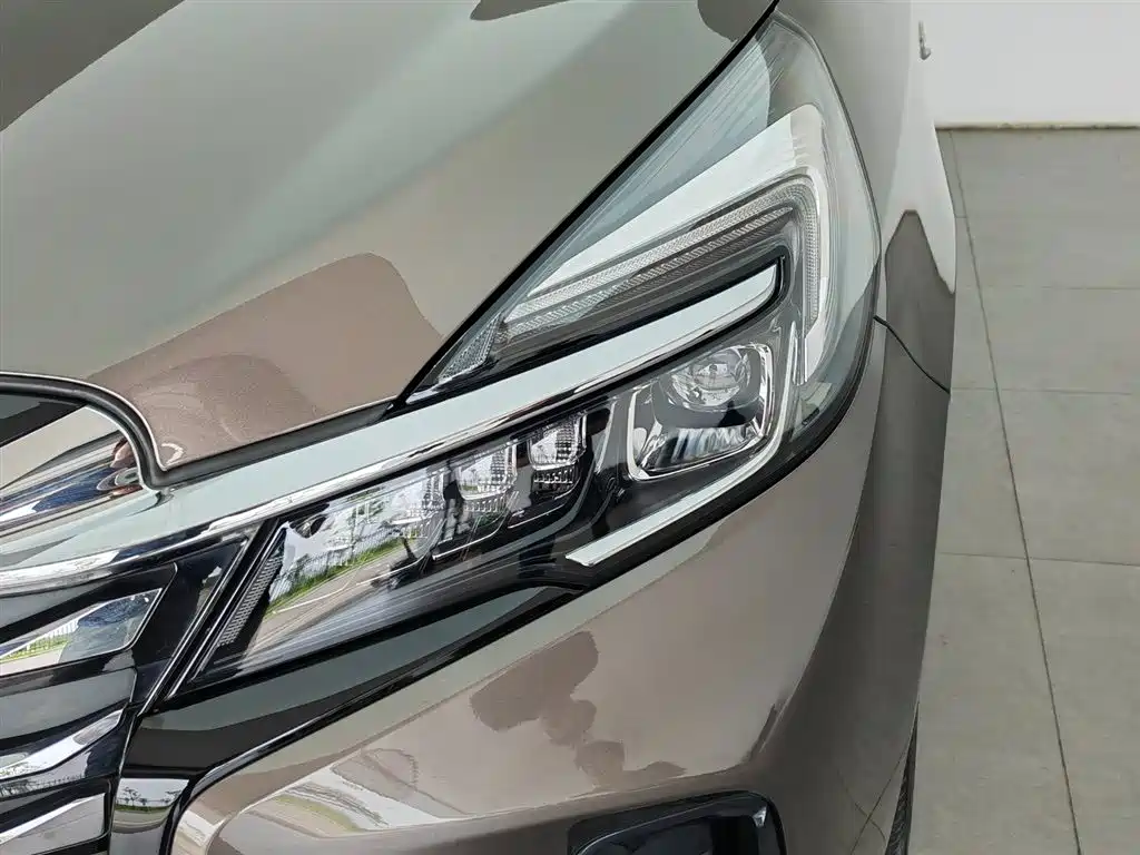 Buick GL8 2024