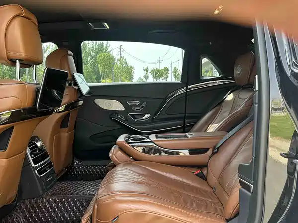 Mercedes-Benz Maybach S-Class 2020