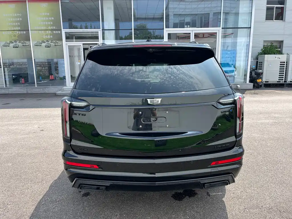 Cadillac XT6 2024 — фото 14