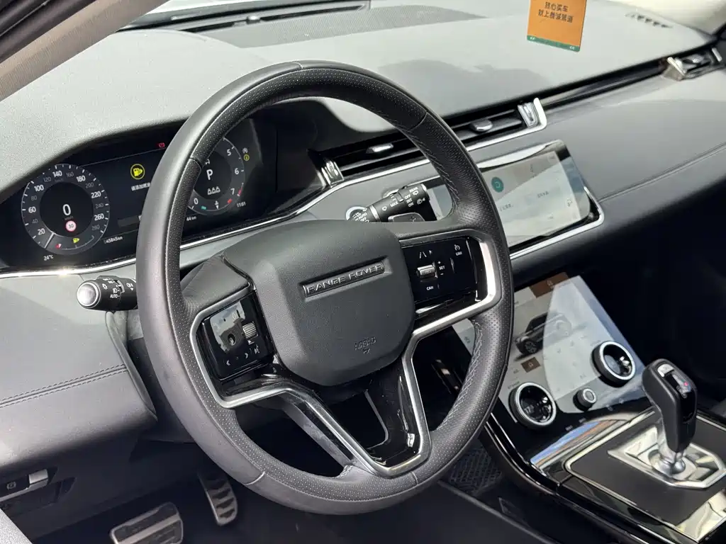 Land Rover Range Rover Evoque 2023 — фото 16