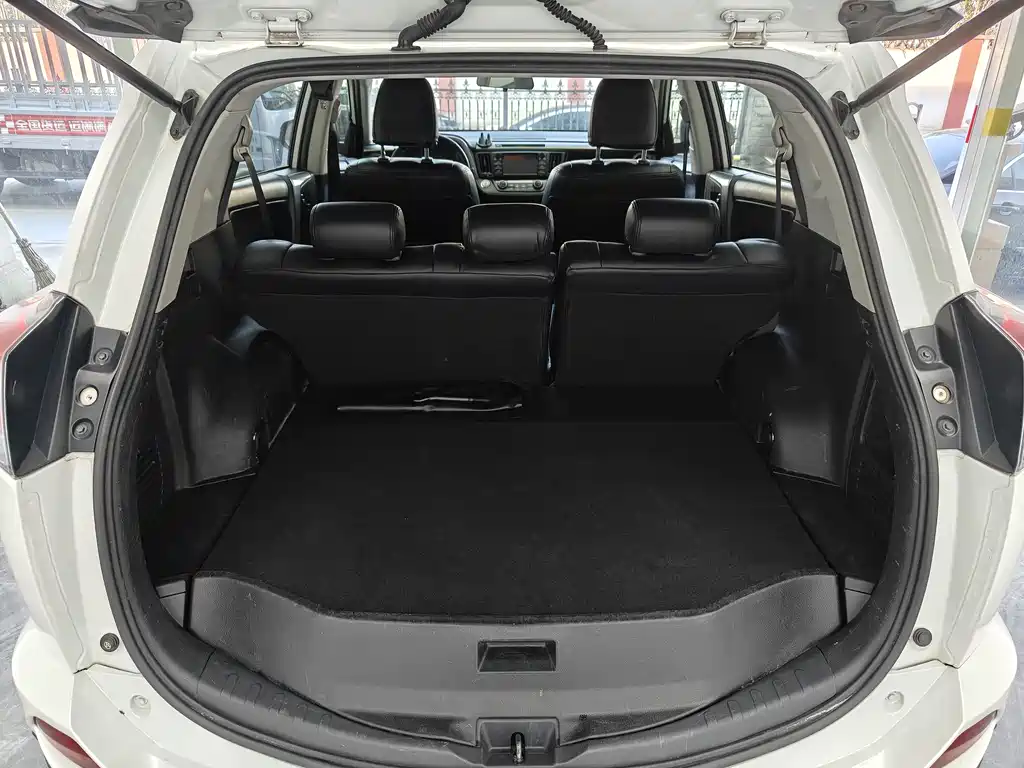 Toyota RAV4 2018