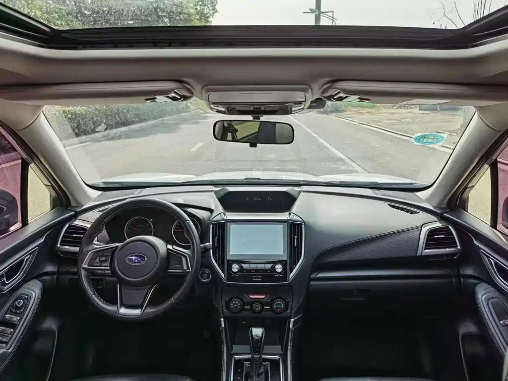 Subaru Forester 2018