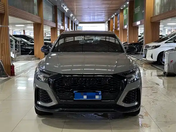 Audi RS Q8 2022